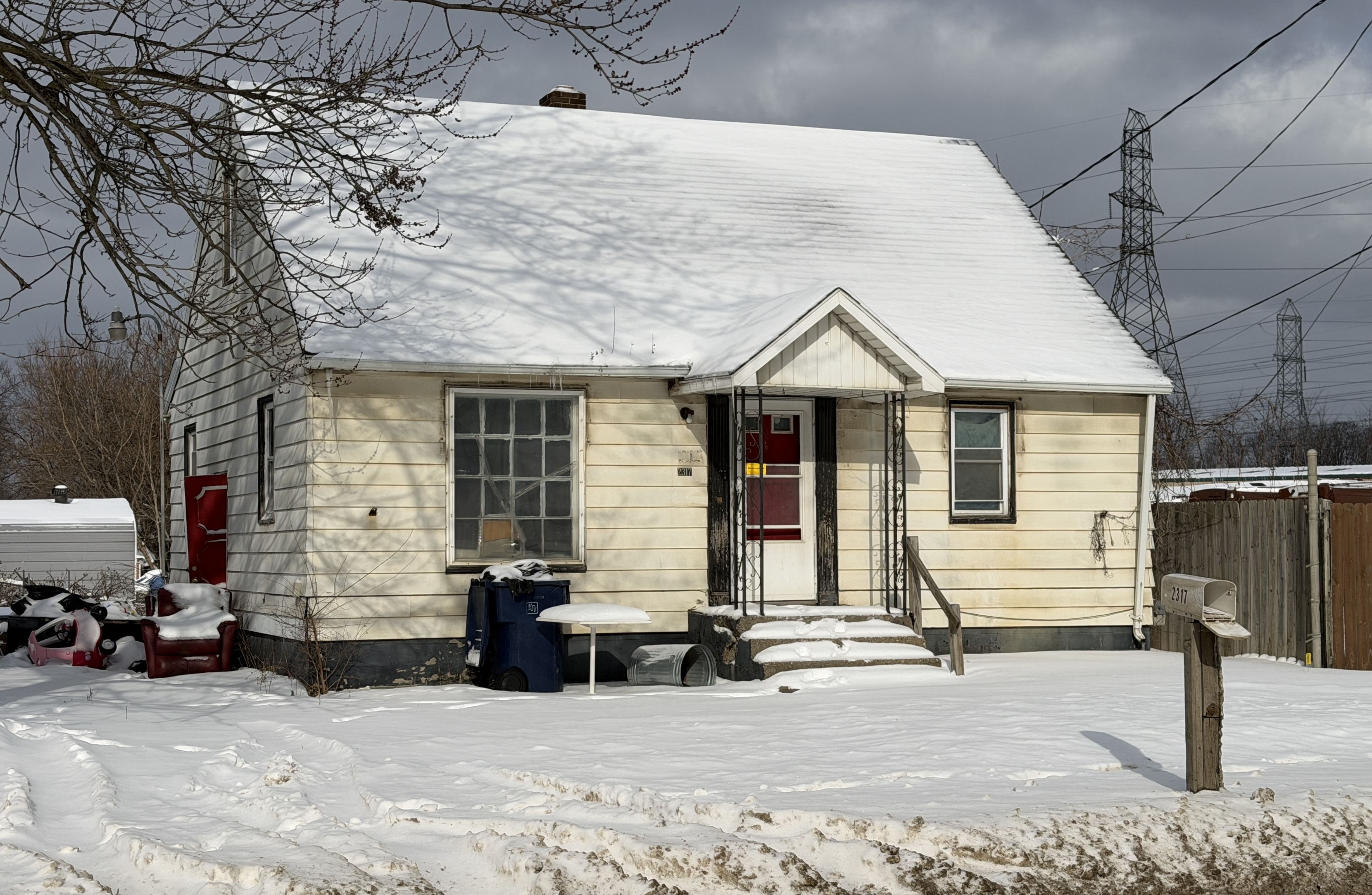 Property thumbnail image