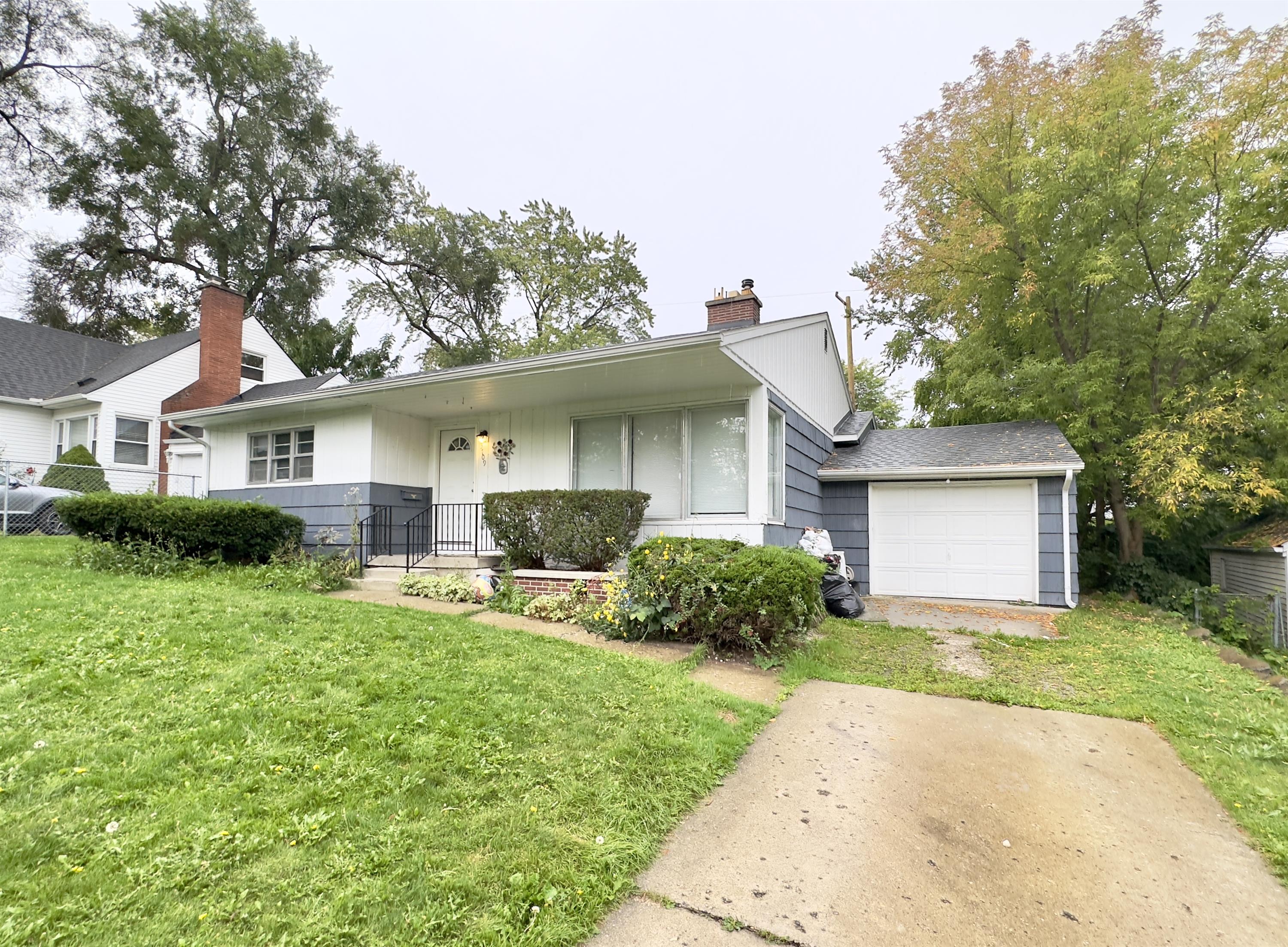 3709 Brentwood Drive