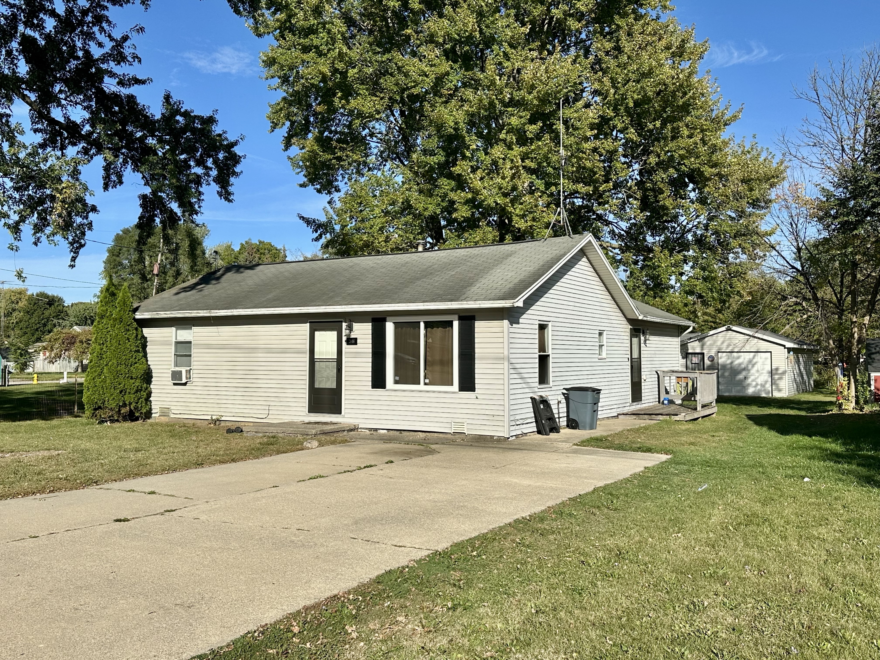2146 North Center Rd.